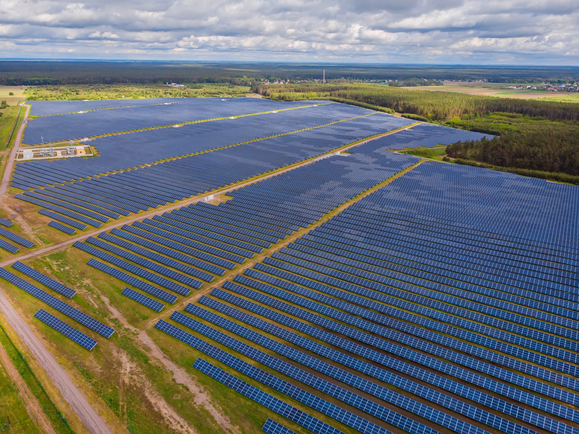 Usina fotovoltaica em operação no sertão paraibano